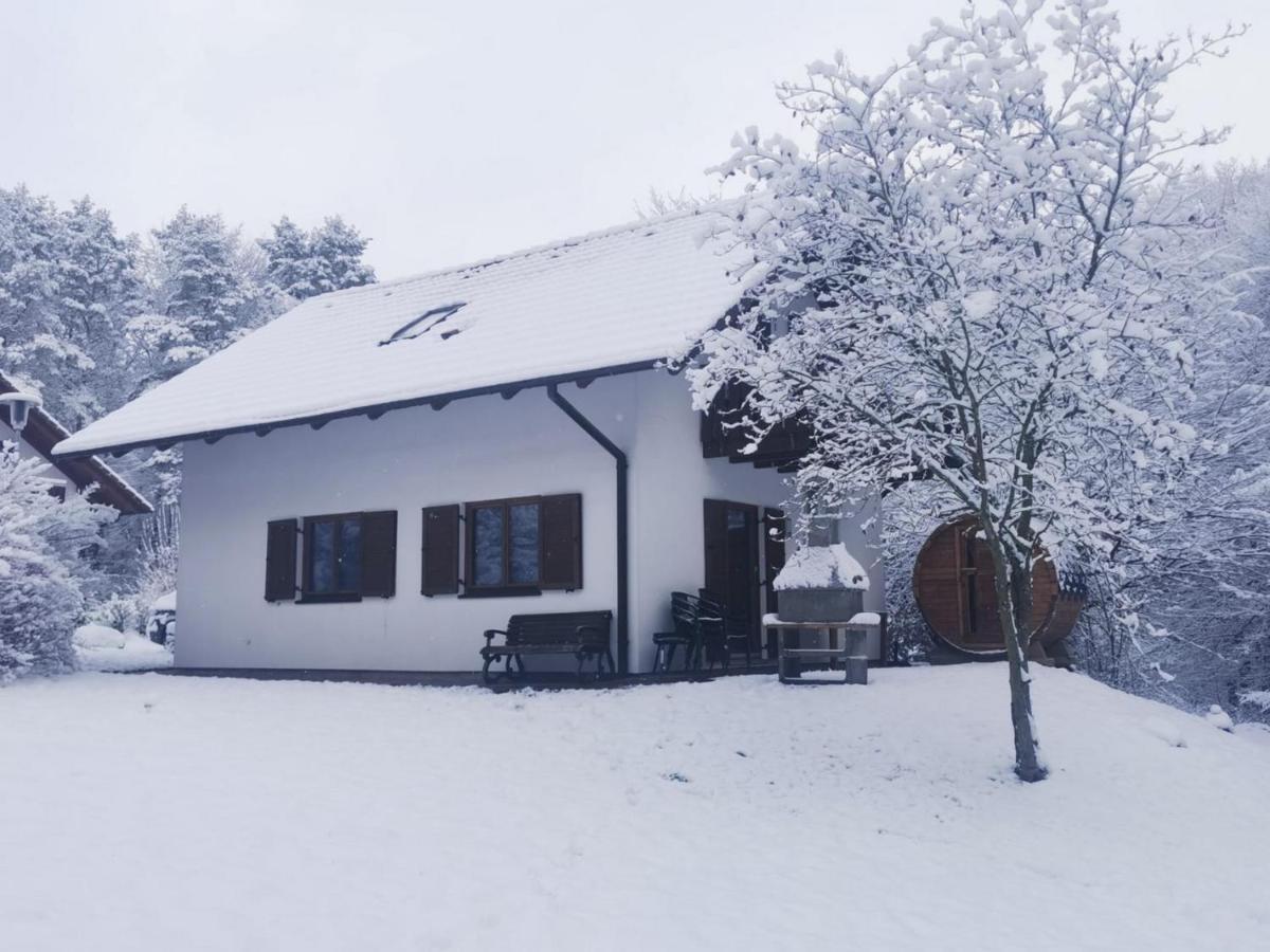 Seepark Kirchheim Ferienhaus Bei Zeta Mit Sauna Luaran gambar