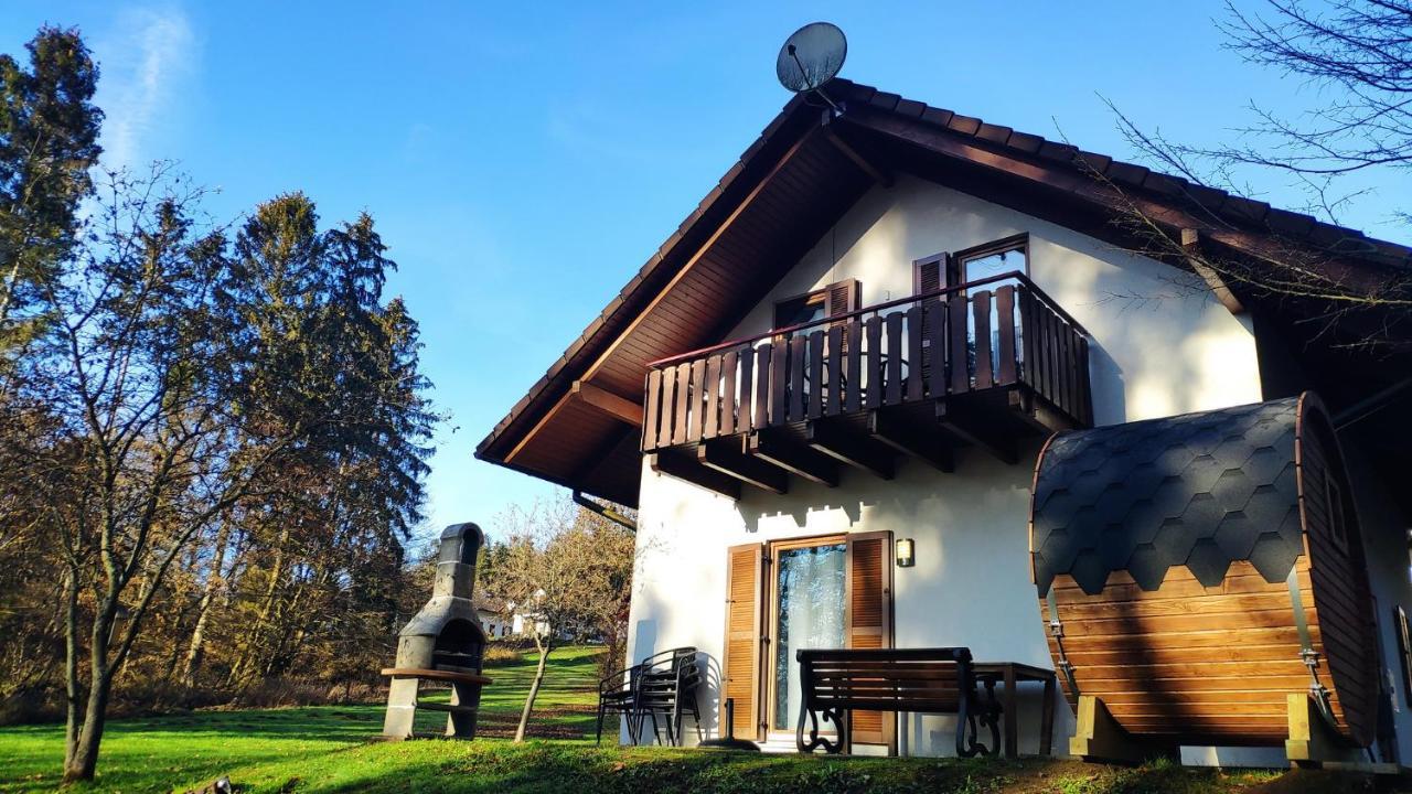 Seepark Kirchheim Ferienhaus Bei Zeta Mit Sauna Luaran gambar